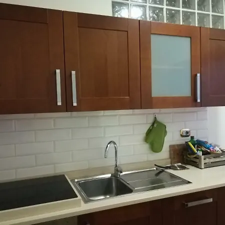 Central Chic Apartment